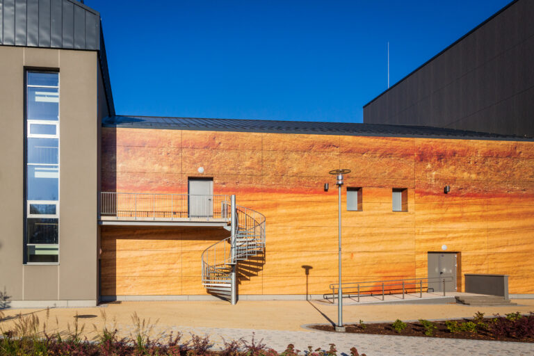 Sigulda, Latvija, Devons kultūros namų rekonstrukcija