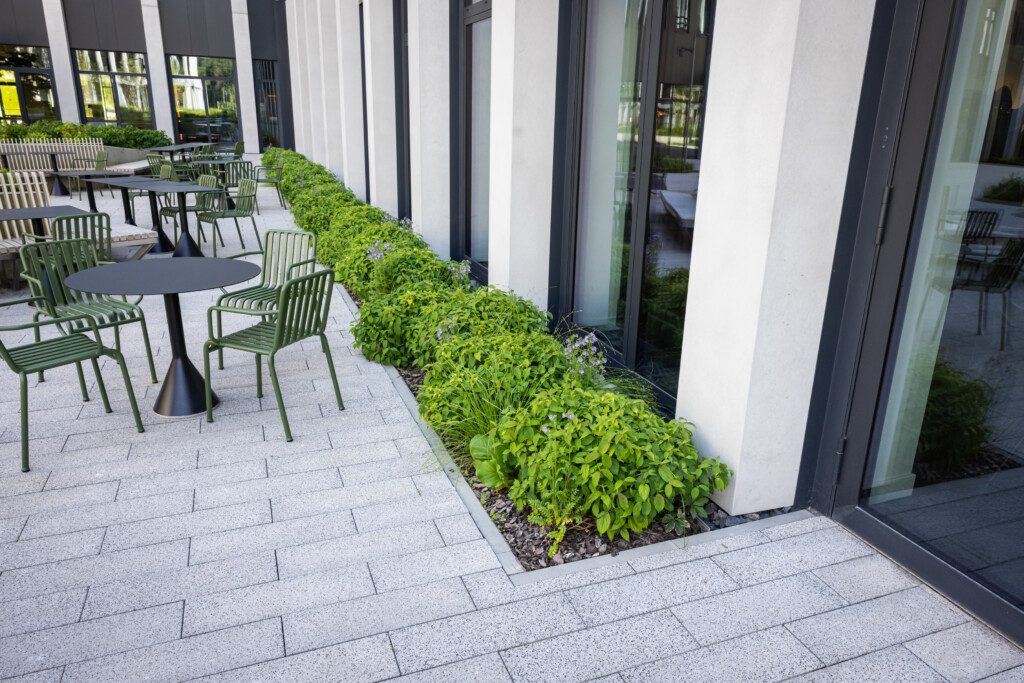 Business Garden Plaza 6x2 Silver